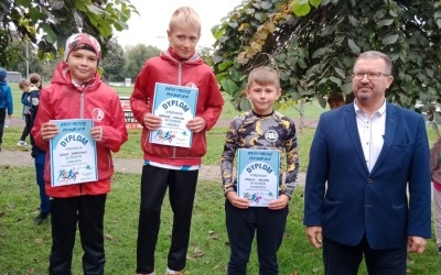 Biegi między pomnikami (6)