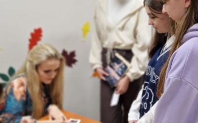 Spotkanie autorskie z Weroniką  Tomala (5)