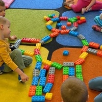 Dzień Pluszowego Misia w przedszkolu połączony z Dniem Postaci z bajek (8)