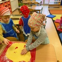 Świąteczne przygotowania w grupie Smerfy (5)