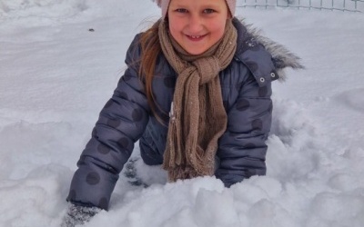 Zimowe zabawy na śniegu klasy trzeciej! (10)