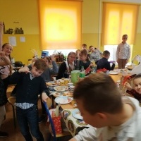 Świąteczny czas w naszej szkole! Audycja i jasełka. (10)