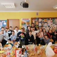 Świąteczny czas w naszej szkole! Audycja i jasełka. (12)