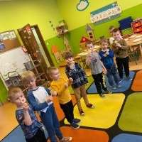 Dzień Kobiet w przedszkolu (9)