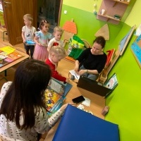 Przedszkolak z książką w plecaku - spotkanie kwietniowe (6)