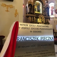 Poczet Sztandarowy. Tablica pamiątkowa (7)