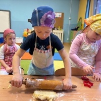 Świąteczne wypieki w grupie Żabki (13)