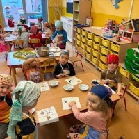 Świąteczne wypieki w grupie Żabki (15)