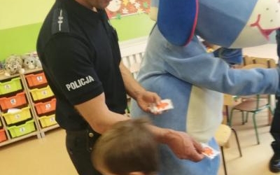 Policjant w przedszkolu