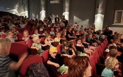 Król Lew - wyjazd na spektakl teatralny w Gołkowicach (2)