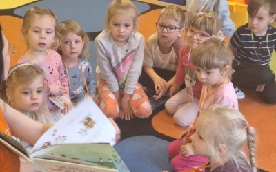 Przedszkolak z książką w plecaku - spotkanie listopadowe (8)