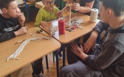 Świąteczne warsztaty florystyczne (10)