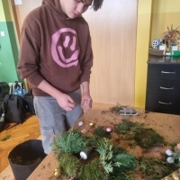 Świąteczne warsztaty florystyczne (2)