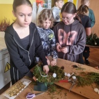 Świąteczne warsztaty florystyczne (4)