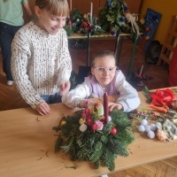 Świąteczne warsztaty florystyczne (7)