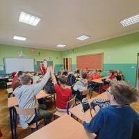 Mikołaj i Grinch w naszej szkole! (8)