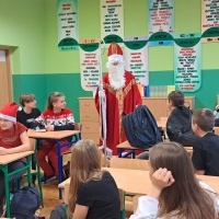 Mikołaj i Grinch w naszej szkole! (11)