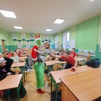 Mikołaj i Grinch w naszej szkole! (1)