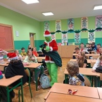 Mikołaj i Grinch w naszej szkole! (11)