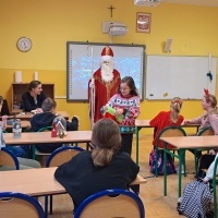 Mikołaj i Grinch w naszej szkole! (10)