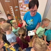 Przedszkolak z książką w plecaku - spotkanie maj (8)