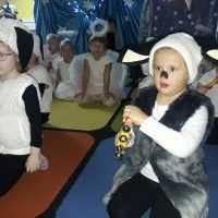 Spotkanie jasełkowe - Żabki i Smerfy