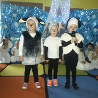 Spotkanie jasełkowe - Żabki i Smerfy